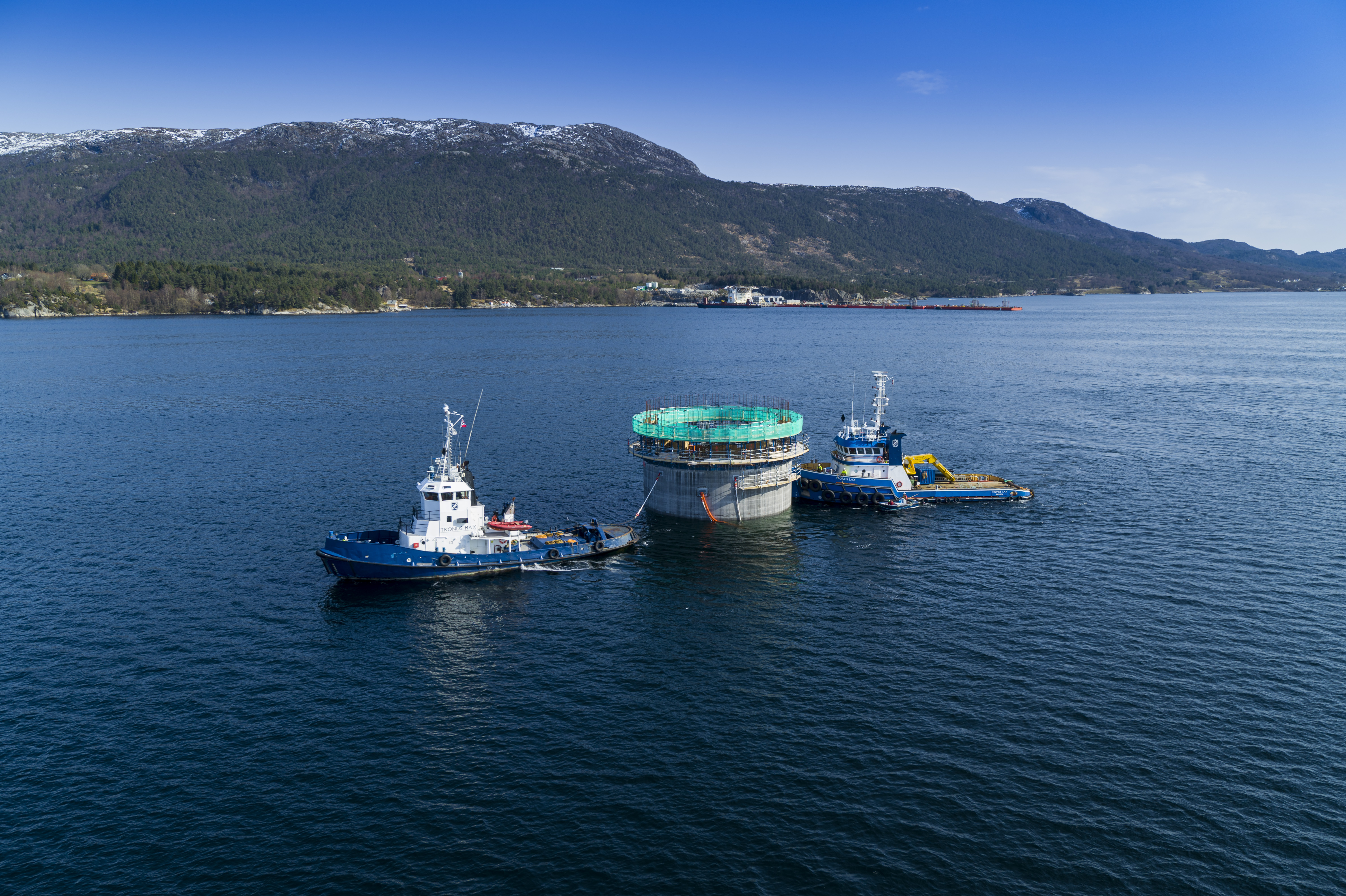 Credit - Jan Arne Wold - Copyright - Equinor - Hywind Tampen on the move - 3728128.JPG